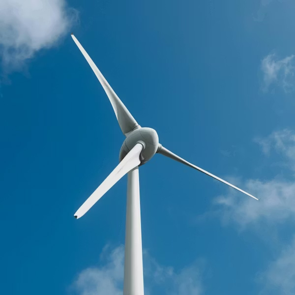 How Off-Grid Energy Systems in Ontario Are Integrating Wind Turbines for Year-Round Reliability